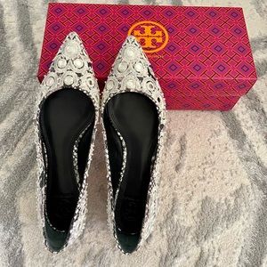 Tory Burch Yasmin Flats
